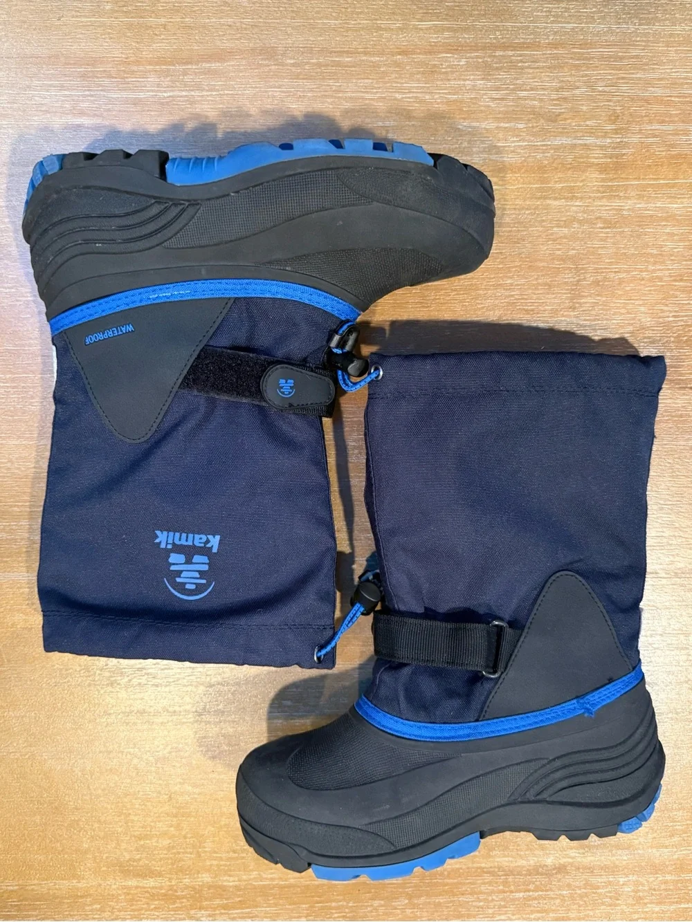 Kamik Youth Waterbug 5 Winter Snow Boot Waterproof Black Blue Size 4